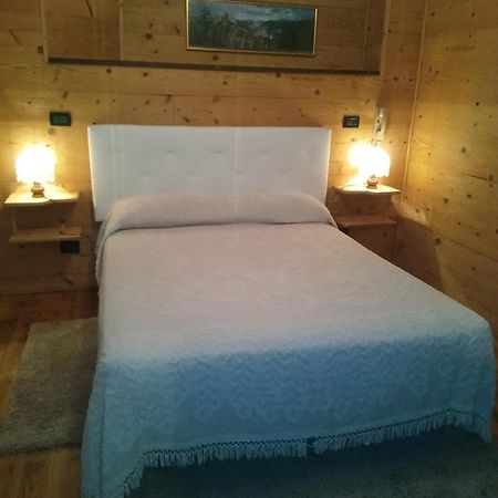 Albergo Martinet Vernante Exteriér fotografie