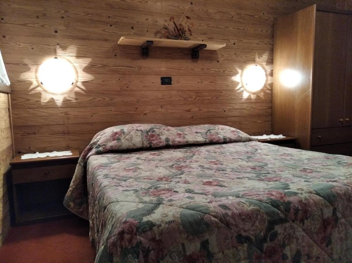 Albergo Martinet Vernante Exteriér fotografie