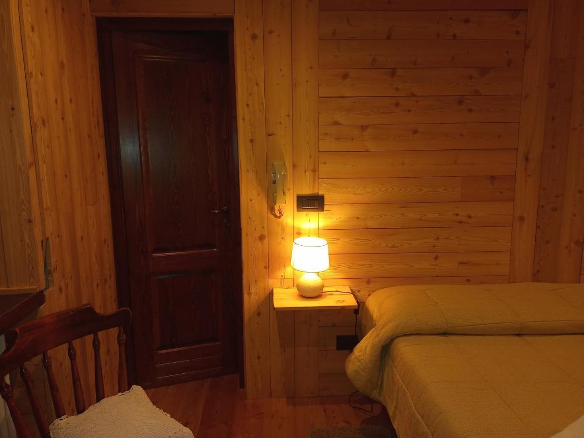 Albergo Martinet Vernante Exteriér fotografie