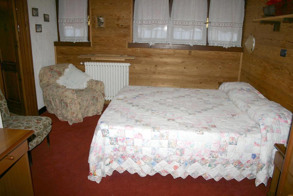 Albergo Martinet Vernante Pokoj fotografie