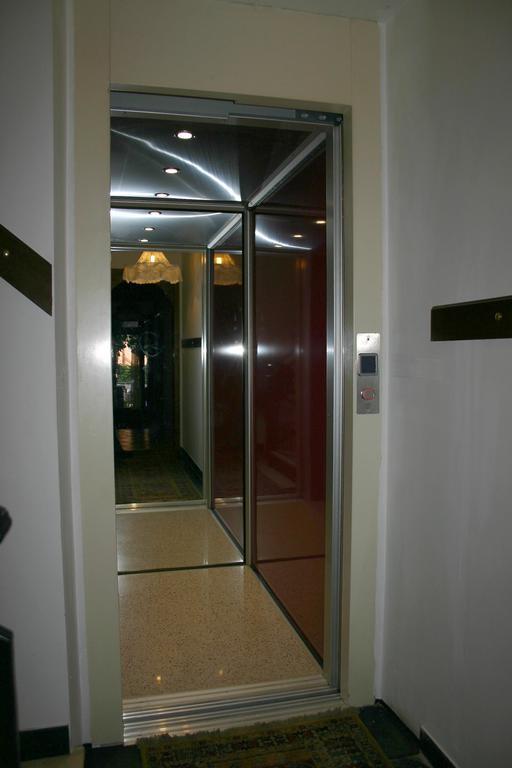 Albergo Martinet Vernante Exteriér fotografie