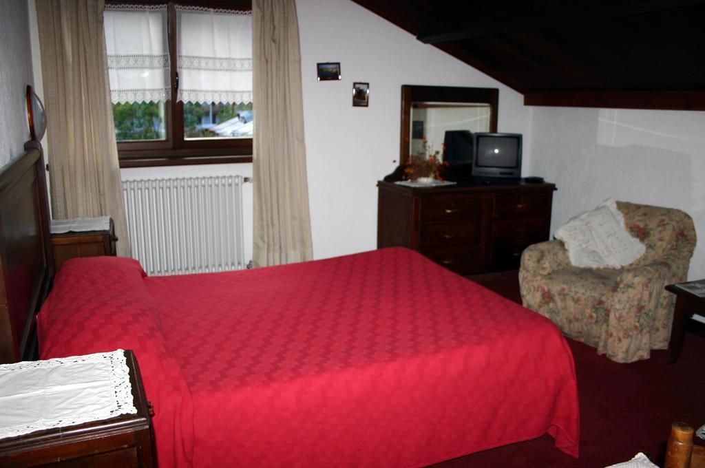 Albergo Martinet Vernante Pokoj fotografie