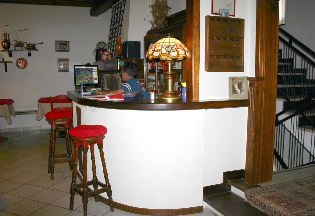 Albergo Martinet Vernante Exteriér fotografie