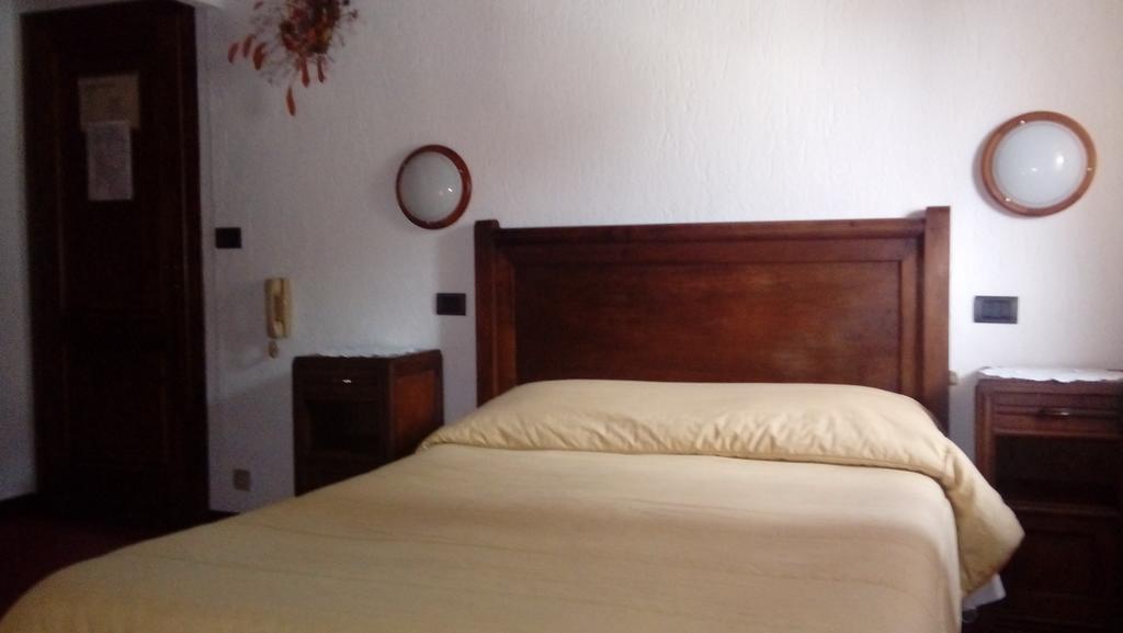 Albergo Martinet Vernante Exteriér fotografie